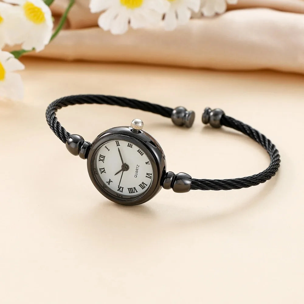 Fashion Luxury Bangle Bracelet Retro Alloy Quartz Watch Wristwatch Chain Watches Ladies
