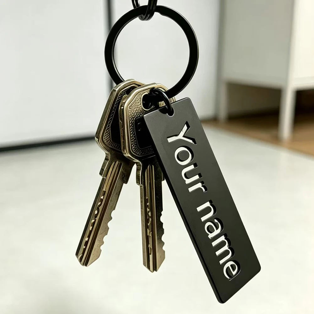 Minimalist style personalized customized name keychain, stainless steel hollow letter keychain, men's and women's gifts