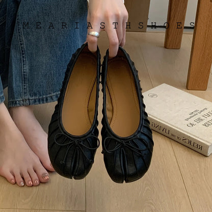 Women's Split-Toe Flats in Style Options