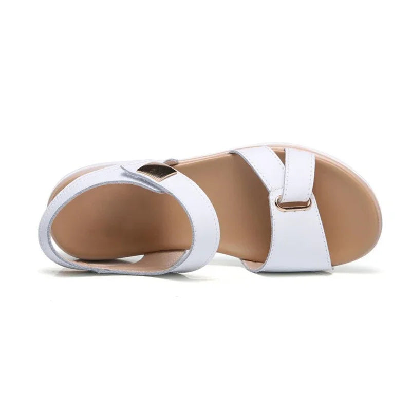 BEYARNE New Summer Women Sandals Flat shoes Woman Light Comfortable Leather Casual Hook Loop Sandalias mujerWomen's FootwearE234