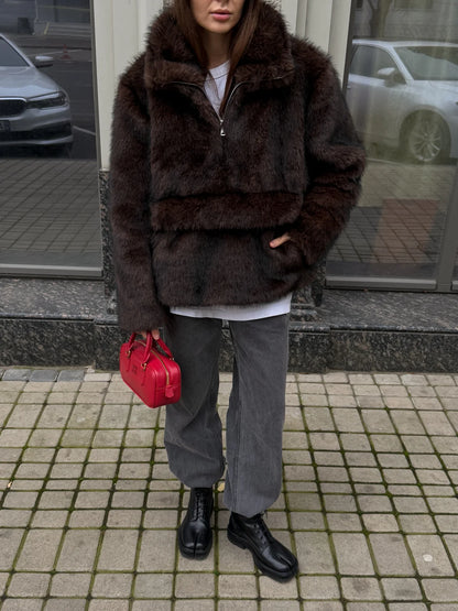 Laur 2026 Designer Faux Fur Coat, New Winter Style, Warm Pullover Zipper Top Simple Stylish And Elegant