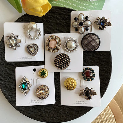 New Exquisite Brooch Set Elegant Socialite Vintage Baroque Pearl Men's And Women's Clothing Accessories, Badges Buckle Pins