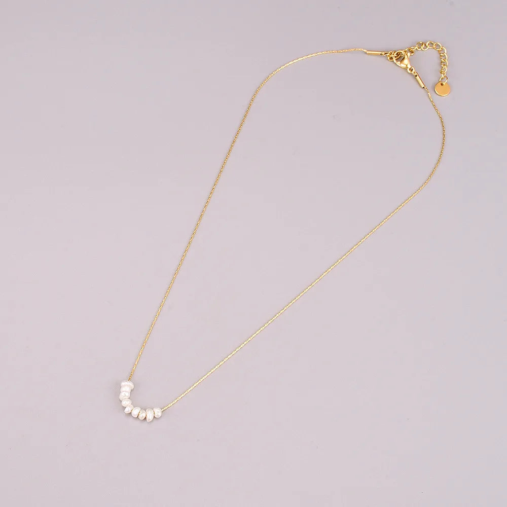 L25 Japanese-style small smile necklace with eight freshwater pearls, bamboo joint chain and stainless steel jewelry
