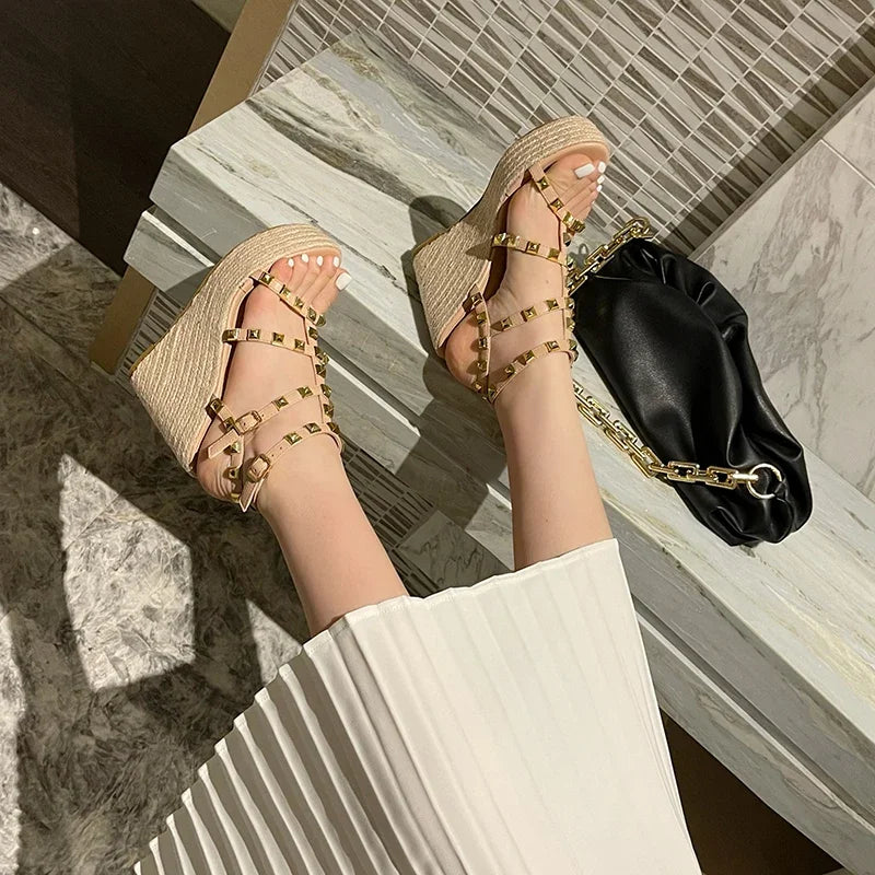 Rivet Wedges Women Sandals Open Toe Ankle Buckle Strap Ladies Platform Wedges Sandals High Heels Roman Rattan Grass Woven Shoes