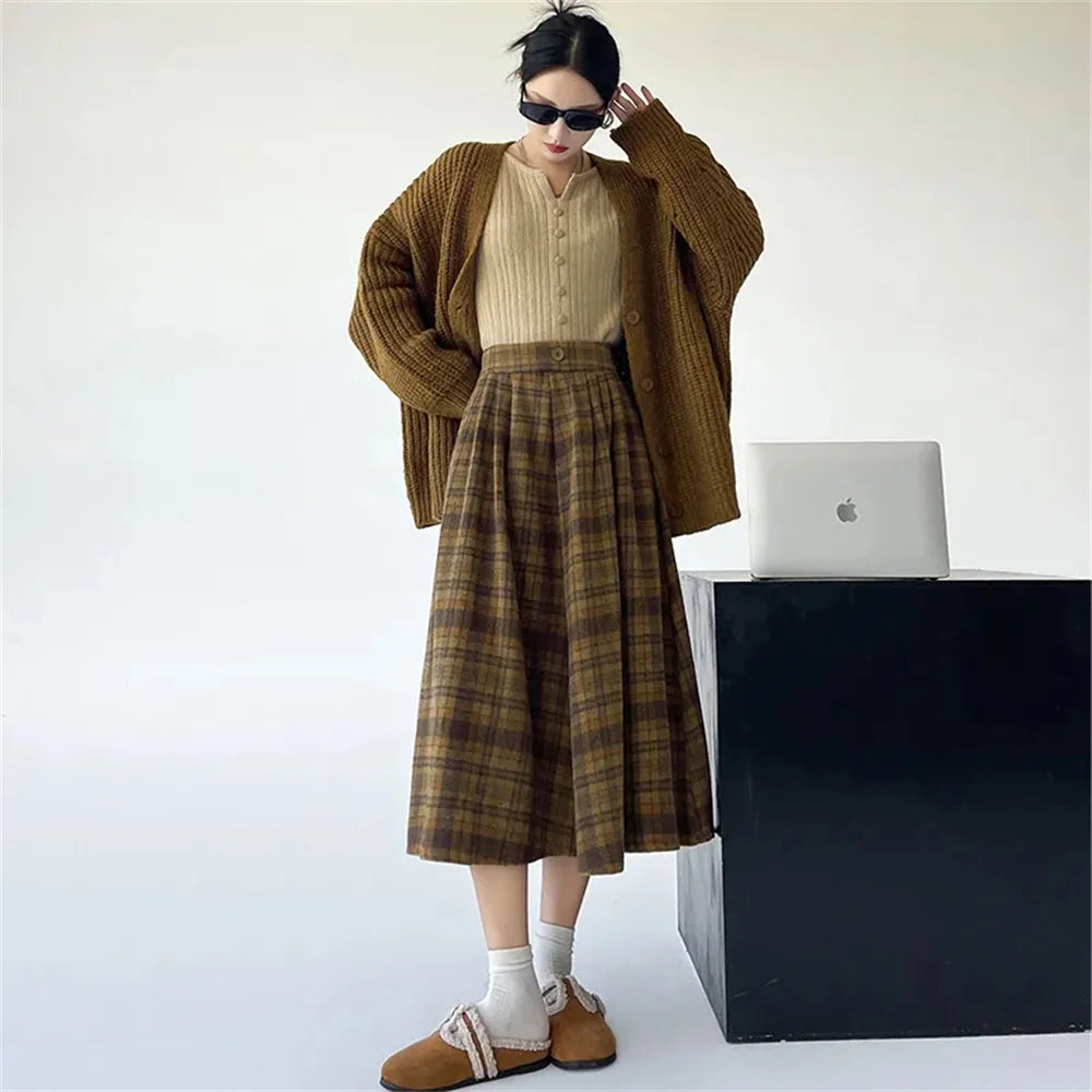 Autumn Winter Woolen Plaid Skirt for Women 2024 Vintage High Waist Midi Skirts Woman A-Line Pleated Long Skirts Female tweed