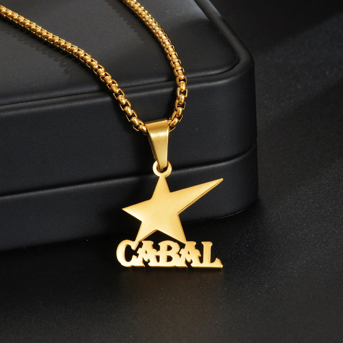 Atoztide Personalized Custom Names Pendant Necklace Stainless Steel Crown Cuban Thick Chain for Men Women Birthday Jewelry Gift