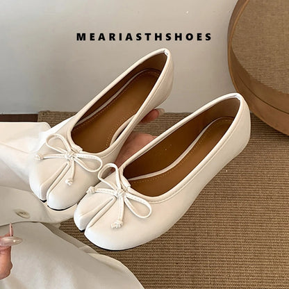 Women's Split-Toe Flats in Style Options