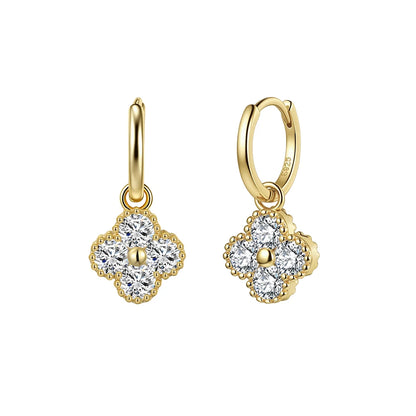 ORSA JEWELS Exquisite 925 Silver Clover Moissanite Earrings for Women Shiny D Color Moissanite Diamand Earring Jewelry MOE18