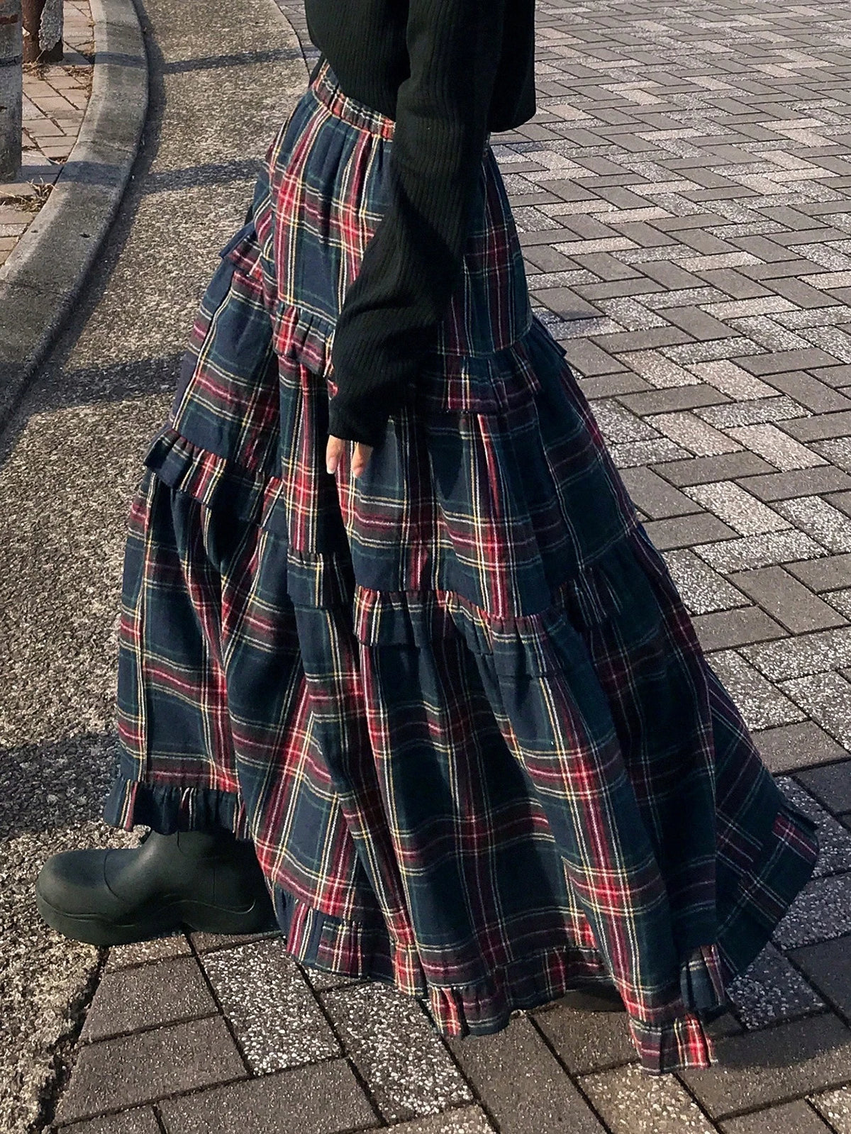 Women's Plaid Maxi Skirt, Ruched & Ruffled Design, Elastic Waist Casual Elegant Long Skirt
