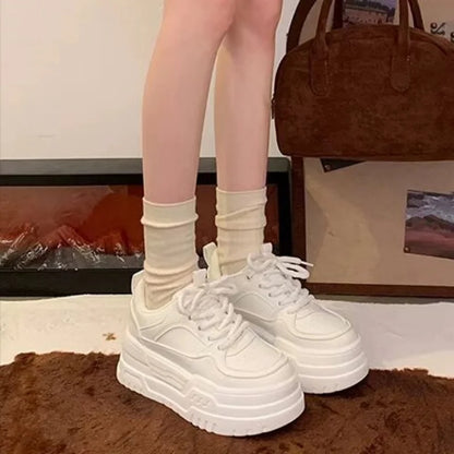 New Spring/autumn Thick-soled Lace-up Casual Shoes with Round Toes Fashionable Comfortable Trendy Breathable Walking Sneakers