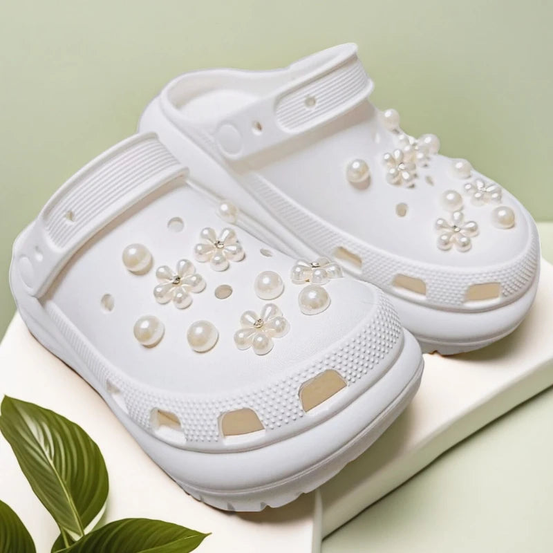 20PCS Hot Sale DIY Hole Shoes Charms for Pearl Chain Handmade Charms Designer Quality Garden Shoe Decoration Girl Gift New