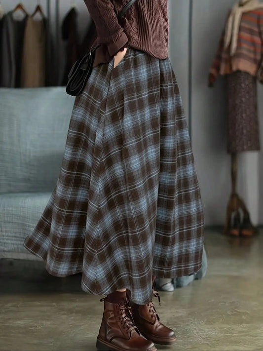 Plus-size vintage plaid A-line skirt, high-waisted coffee-colored skirt, forest-inspired versatile skirt—slimming and hip-coveri