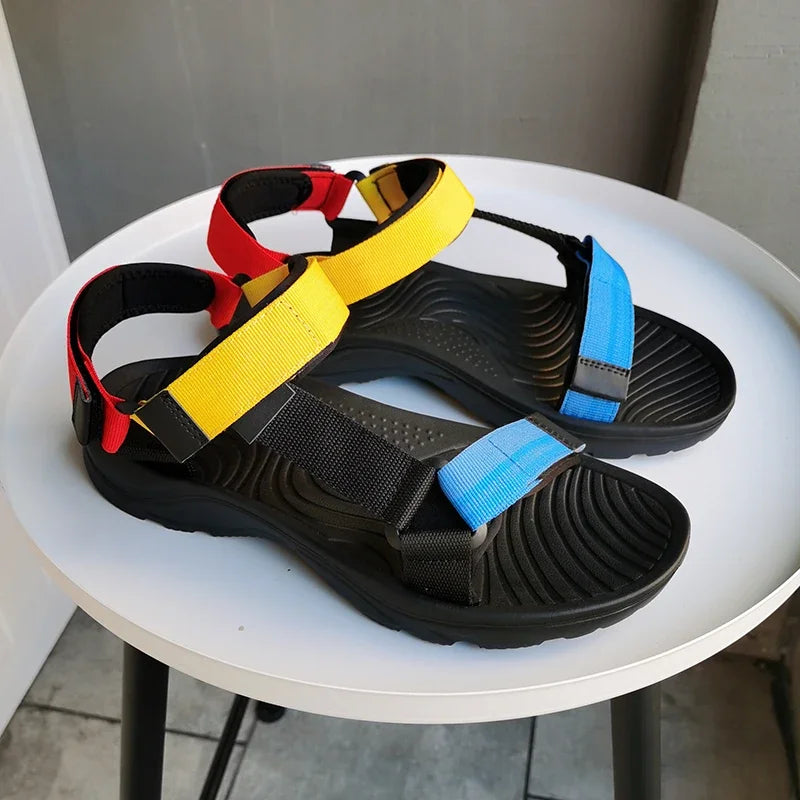 2026 Men Sandals Summer Leisure Beach Holiday Sandals Men Shoes New Outdoor Sneakers Male Retro Comfortable Casual Sandals Men