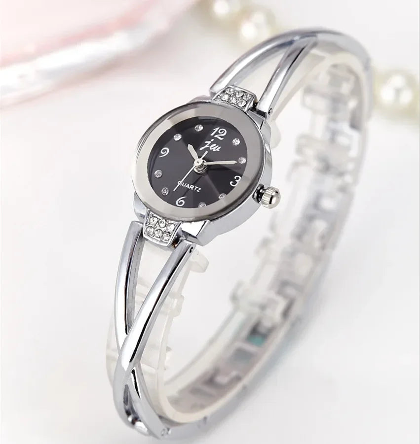 New Fashionable Women Bracelet Watch Woman Watches Small Dial Quartz Popular Leisure Watch-Bracelet Time Woman Elegant Watches