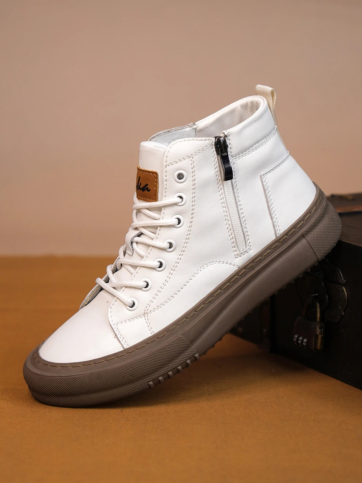 Bubuk Men's Spring and Autumn Style White Sneakers, New Trendy Versatile High-Top Sneakers, Summer Fashion Casual Men's Shoes, Breathable and Durable Sneakers