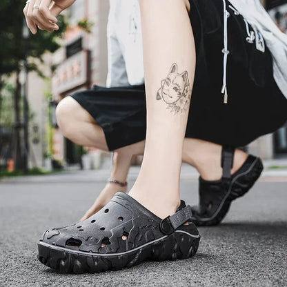 2025 Factory Cheap EVA Men's Clogs Shoes Lightweight Wholesale Plastic Clog Men Beach Working Sandals With Men Clogs&Mules