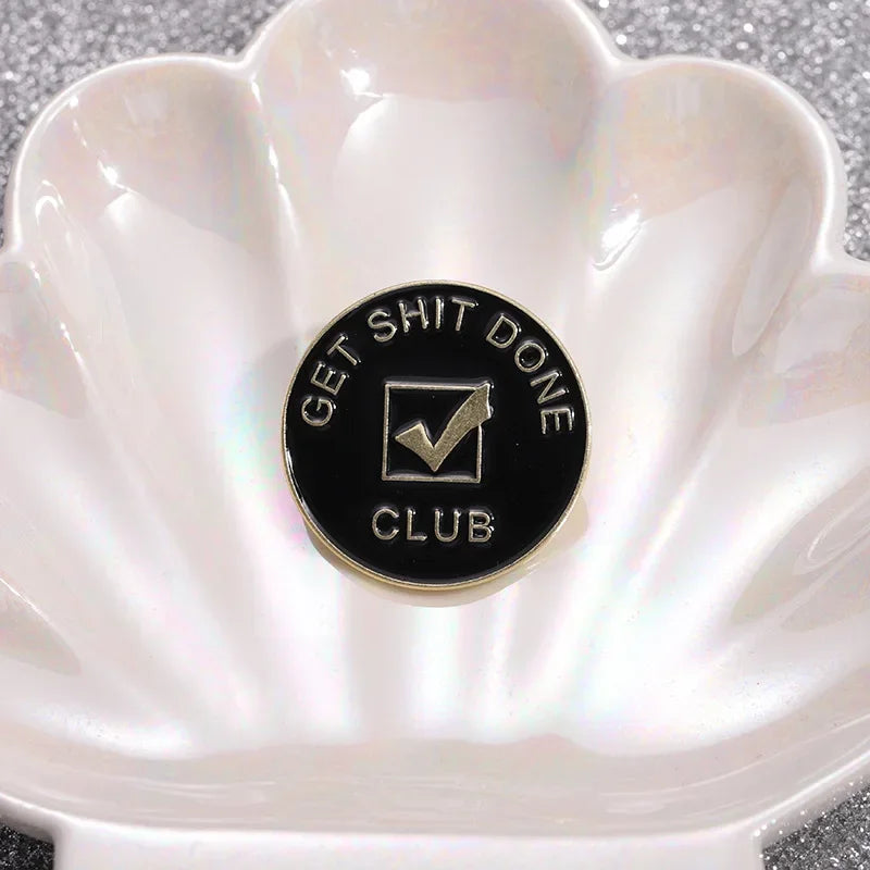 Creative Personality English Club Black Circular Brooch Fashionable Versatile Metal Badge Accessory