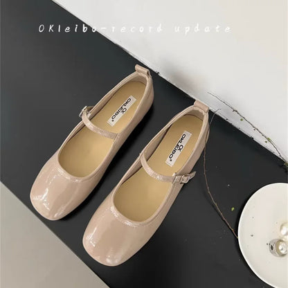 Brand Flat Bottom Mary Jane Women's Shoes French Retro One Line Buckle Red Women's Patent Leather Ballet Shoes Trend Size 33-44