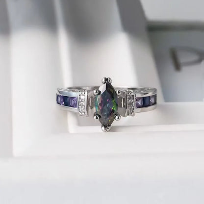 European and American exquisite, multi-colored, oval zirconia ring for women, stylish and trendy.