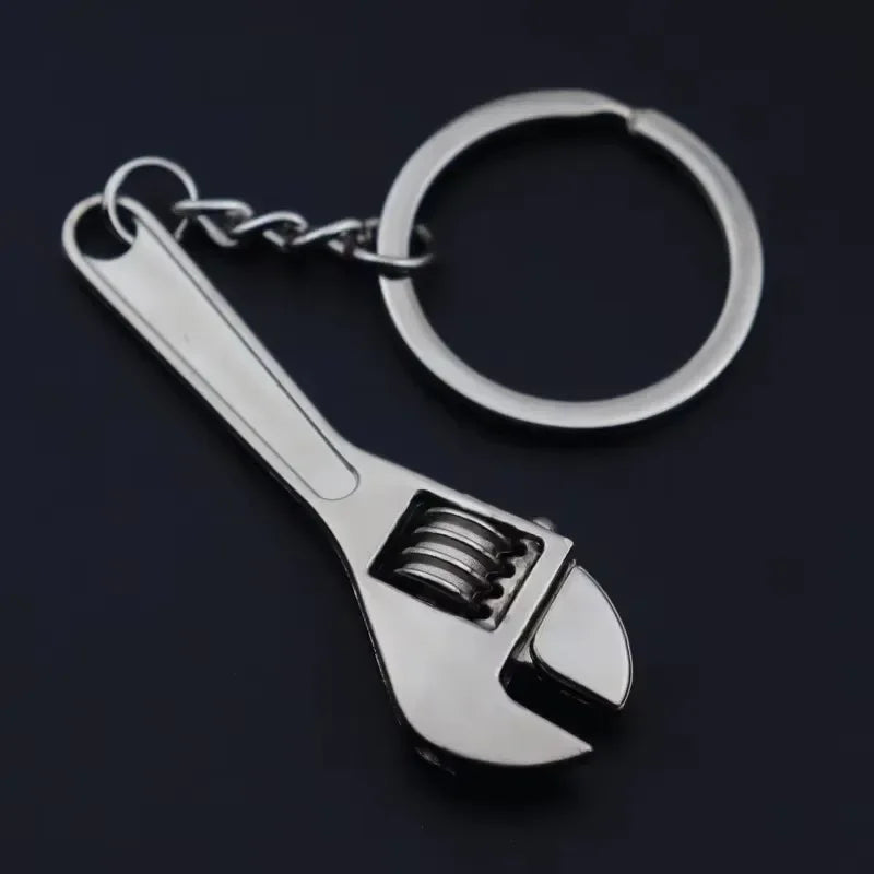 1pc Creative Tool Adjustable Wrench Spanner Key Chain, Metal Keychain For Men