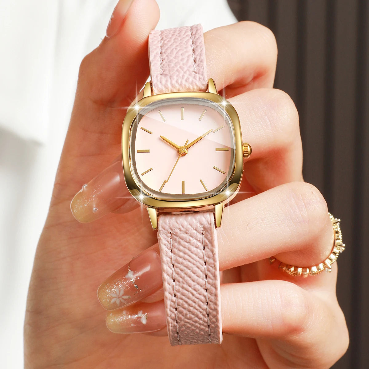 Elegant Square Women Quartz Watch Casual Leather Strap Ladies Analog Dress Wristwatches Relogio Feminino（Without Box）