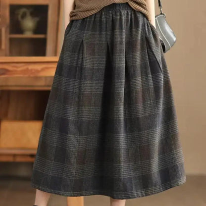 Women's new wool half skirt women's autumn winter skirt youth woven plaid warm A-line skirt girls mid long fashion woolen skirt