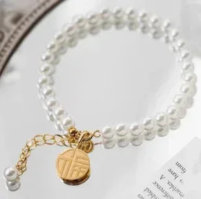 Stainless Steel Heart-shaped Ladies Elegant Bracelet  For Women Crystal Bangle