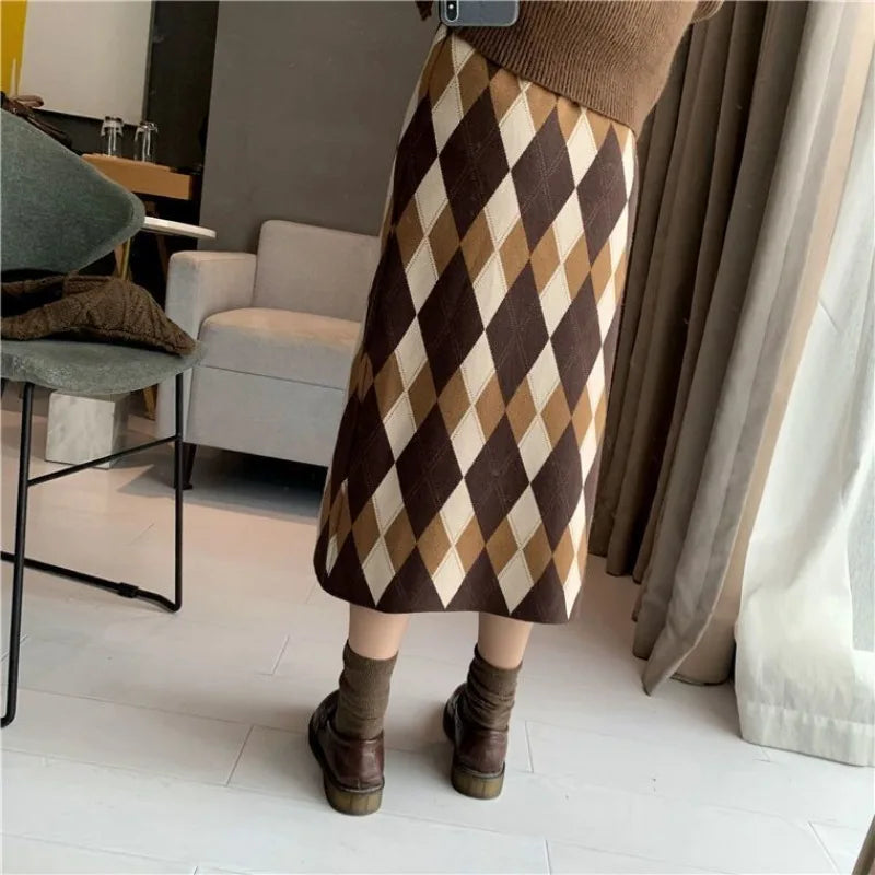 Women Autumn Winter Argyle Plaid Knit Midi Skirt Vintage Preppy Style Black White Casual Bottoms