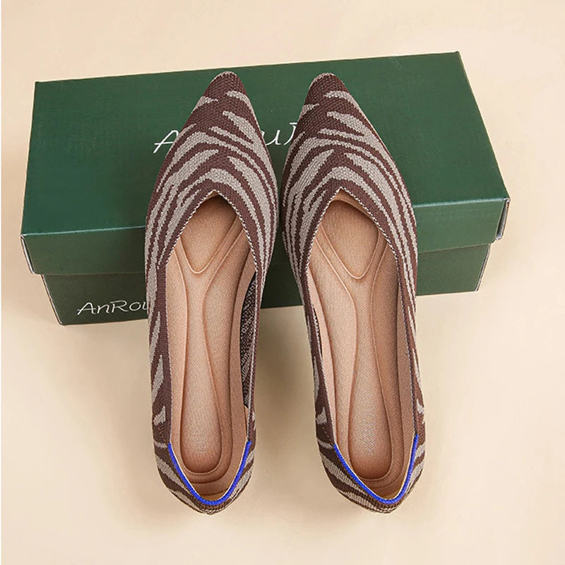 Women's flat shoes 2025 new fashionable patterns with various beautiful colors knitted breathable shoes