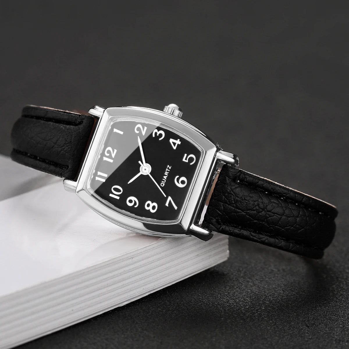 Retro Tonneau Arabic Dial Women Watches Ultra-thin Leather Strap Elegant Ladies Quartz Wristwatch Relogio Feminino（Without Box）