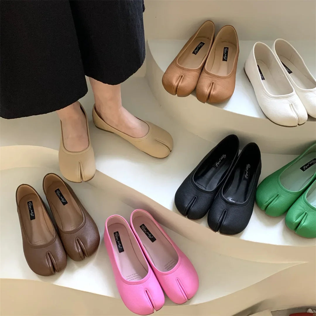 Women's Leather Toe Separator Loafers Flat Comfortable Slip-On Breathable Casual Shoes