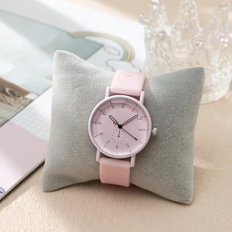 Fashion Candy Color Silicone Band Women Quartz Watch Arabic Dial Girls Students Wristwatch