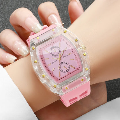 Fashion Tonneau Dial Women Quartz Watch Casual Silicone Strap Ladies Sports Wristwatches Relogio Feminino Gift（Without Box）