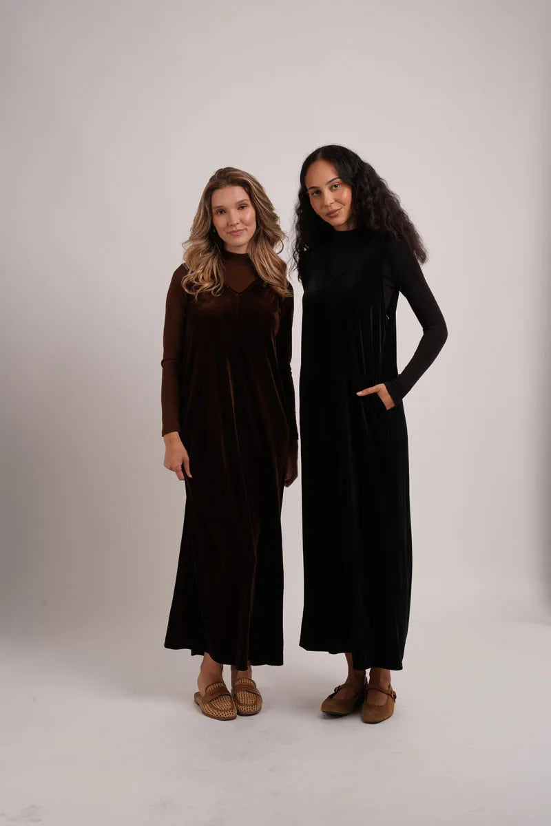 AS AW26 Velvet jumper dress with side pockets + Jersey basic mockneck