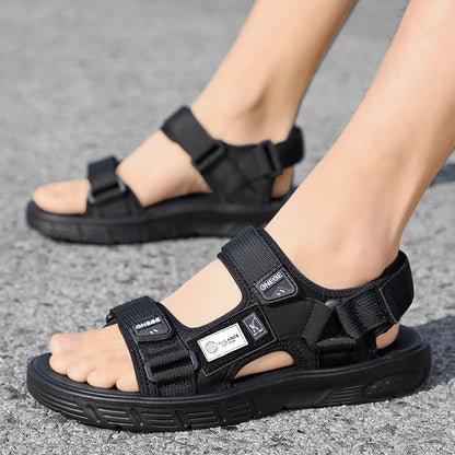 A Pair of Men's New Summer Casual Shoes, Fashionable and Trendy Sports Wear-Resistant Sandals, Cool Beach Shoes