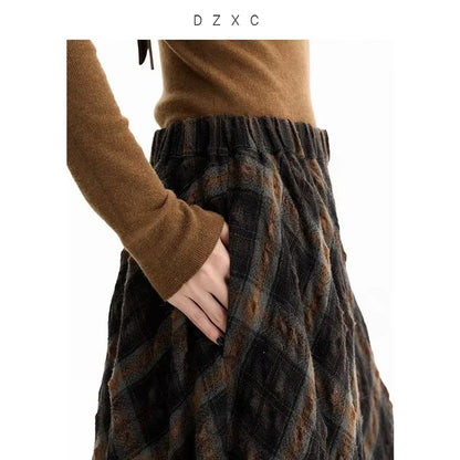 Retro British-Style Skirt~ Wool Plaid Bud Skirt, Versatile Skirt for Autumn and Winter, 2026 Autumn and Winter New Style