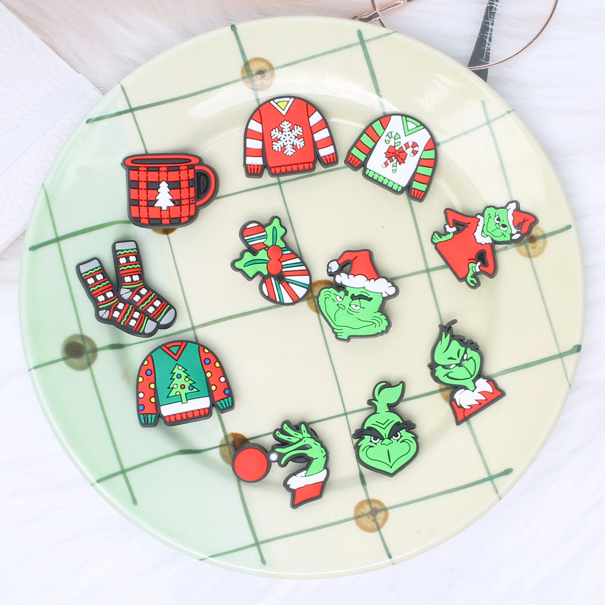 9-22Pcs Christmas Green Cartoon Shoes Charms Cartoon Clog Sandal Garden Shoe Decoration Accessorie Buckles Kids Party Gifts
