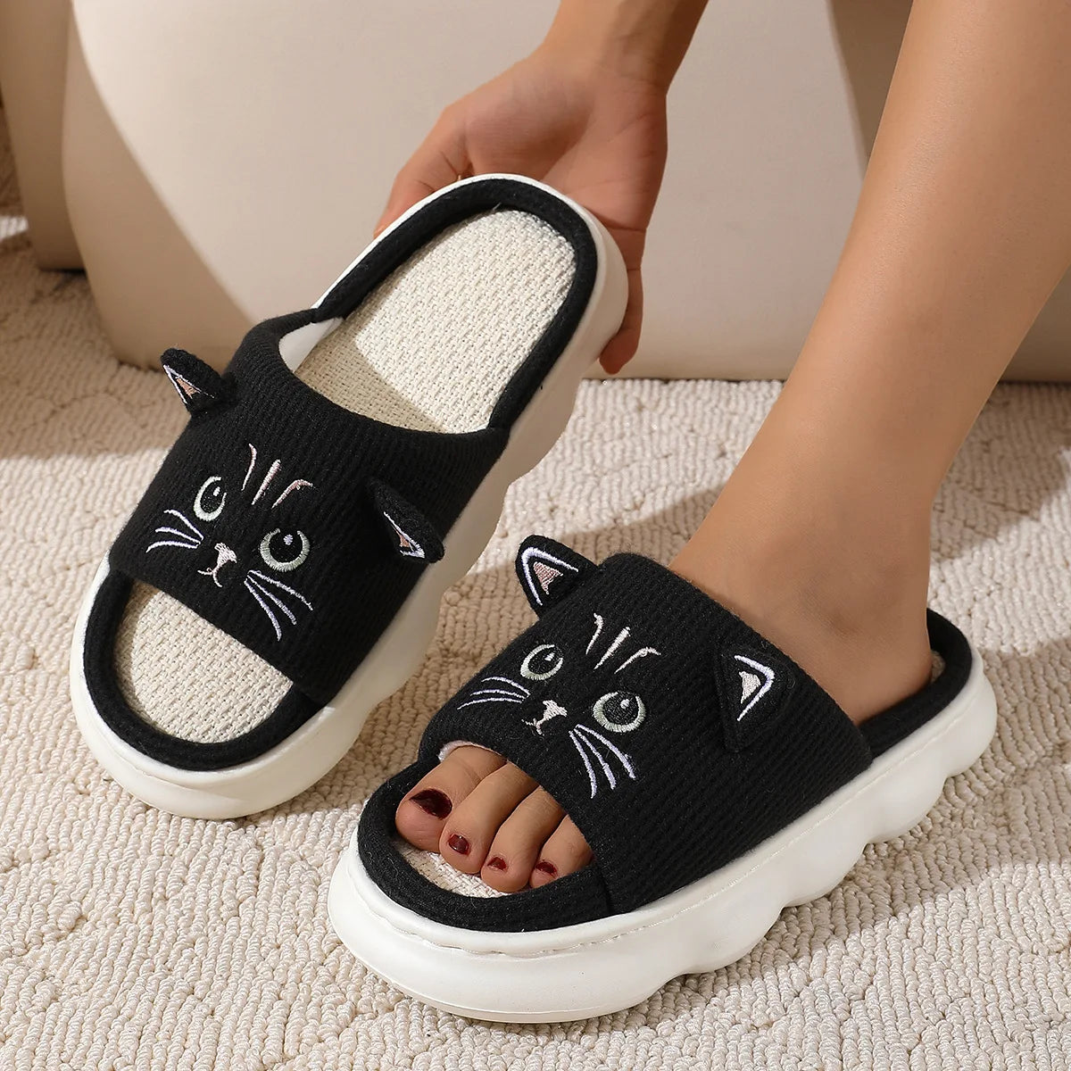 Kidmi Cute Kitty Women Slippers Fashion Breathable Indoor House Slippers Sweat-absorbing Linen Antiskid Slippers Casual Slippers