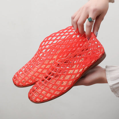 New 2026 Women Leisure Jelly Sandals Cut-out Soft PVC Breathable Summer Flat Shoes Close Toe Female Street Flats