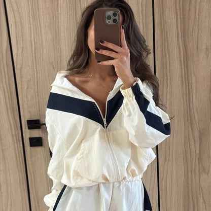 Casual Paneled Contrast Women's Cropped Windbreaker Loose Stand Collar Zipper Full Sleeve Jackets 2026 Autumn Lady Chic Outwear