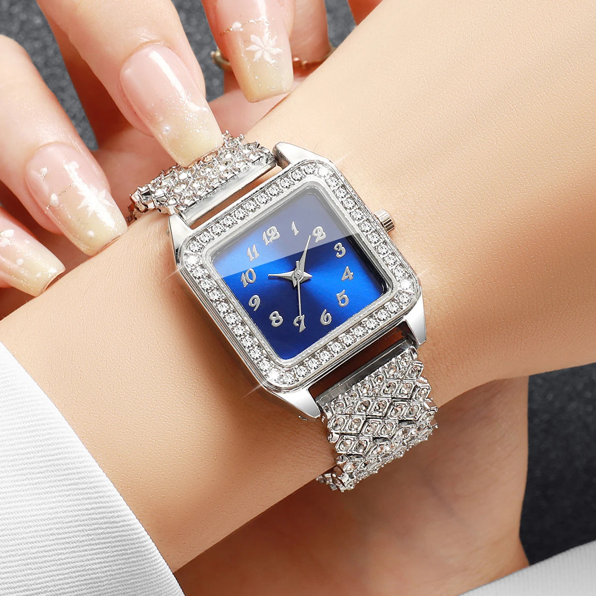 Elegant Square Women Watch Shiny Rhinestone Bracelet Wristwatch Blue Dial Quartz Ladies Dress Clock Relogio Feminino（Without Box
