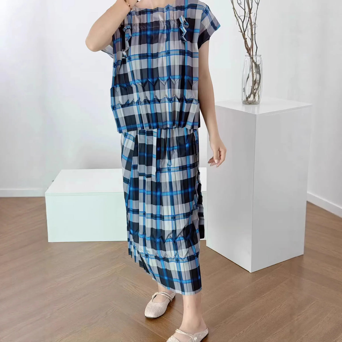 Vibrant Red-Blue Plaid Miyake Pleated Midi Skirt Ruffled Waistband Self-Tie Belt Women Casual Daily Office Weekend Brunch Skirt