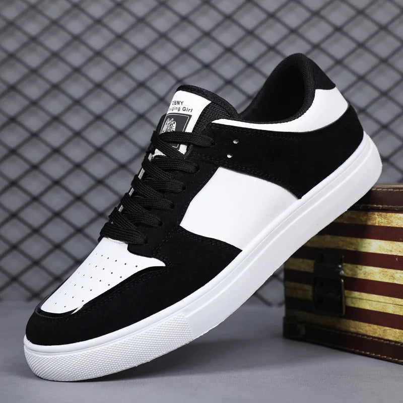White Vulcanized Sneakers Men's Flat Comfortable Shoes Lace up Zapatillas Hombre Casual Walking Sneakers Plus Size 39-48