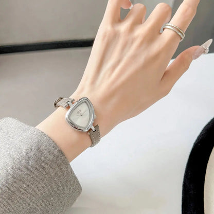 Retro-Chic Irregular Women's Watches Creative Triangle Small Dial Genuine Leather Strap Water-Resistant Quartz Women's Watch