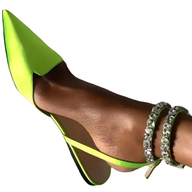 Women's Luxury Pointed Toe Flat Sandals Summer New Fashion Solid Slippers Sexy Party Wedding Shoes for Women Zapatos Mujer