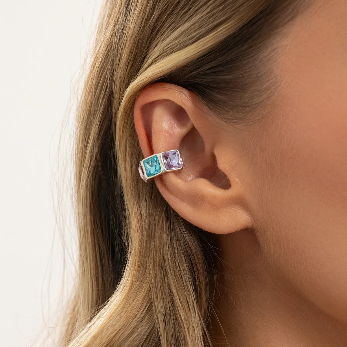 Light Luxury Colorful  Acrylic Diamond Clip Earrings for Women Trendy C-shaped Geometric Fake Piercing Ear Cuff Jewelry Accessor