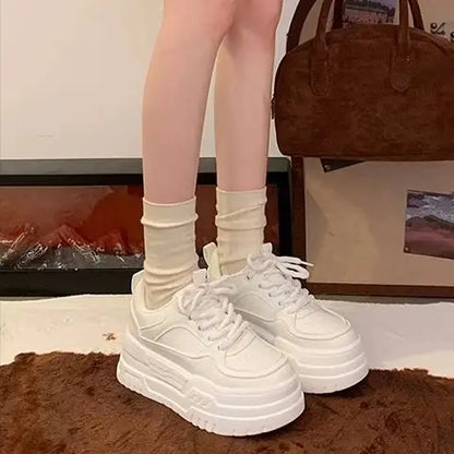 New Spring/autumn Thick-soled Lace-up Casual Shoes with Round Toes Fashionable Comfortable Trendy Breathable Walking Sneakers
