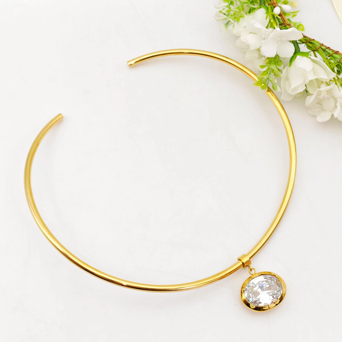 DOREMI 18K Gold Plated Titanium Steel Personality 4mm Rough Opening Necklace Choker Elliptical White Diamond Pendant Torques