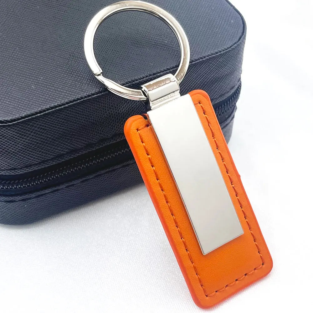 Hot Custom Logo Metal Stainless Steel for Car Moto Keychain Men and Women Keyring Leather Engraved Engraving Key Chain Gift