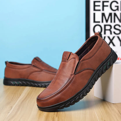 Leather Men Casual Shoes Brand Formal Mens Loafers Moccasins Breathable Slip on Retro Driving Shoes Men Sneakers Plus Size 39-48